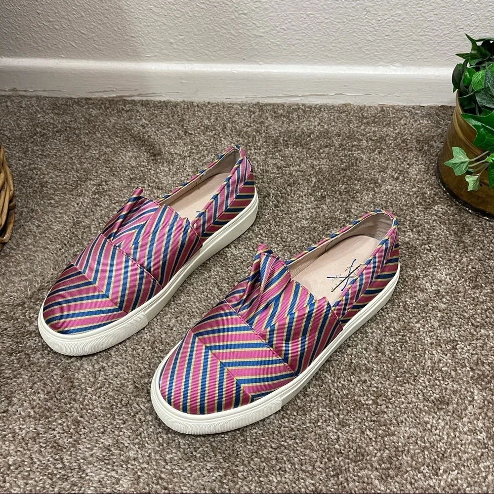 Cecilia New York Women’s Rooney Slip On Sneakers Shoe Size 6 M - Picture 5 of 11